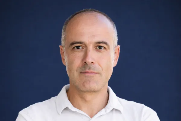 Decizii cu cap în business: Structură clară pentru decizii individuale și de echipă