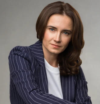 330x345 Delia Necula