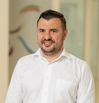 daniel donici 330x345 1